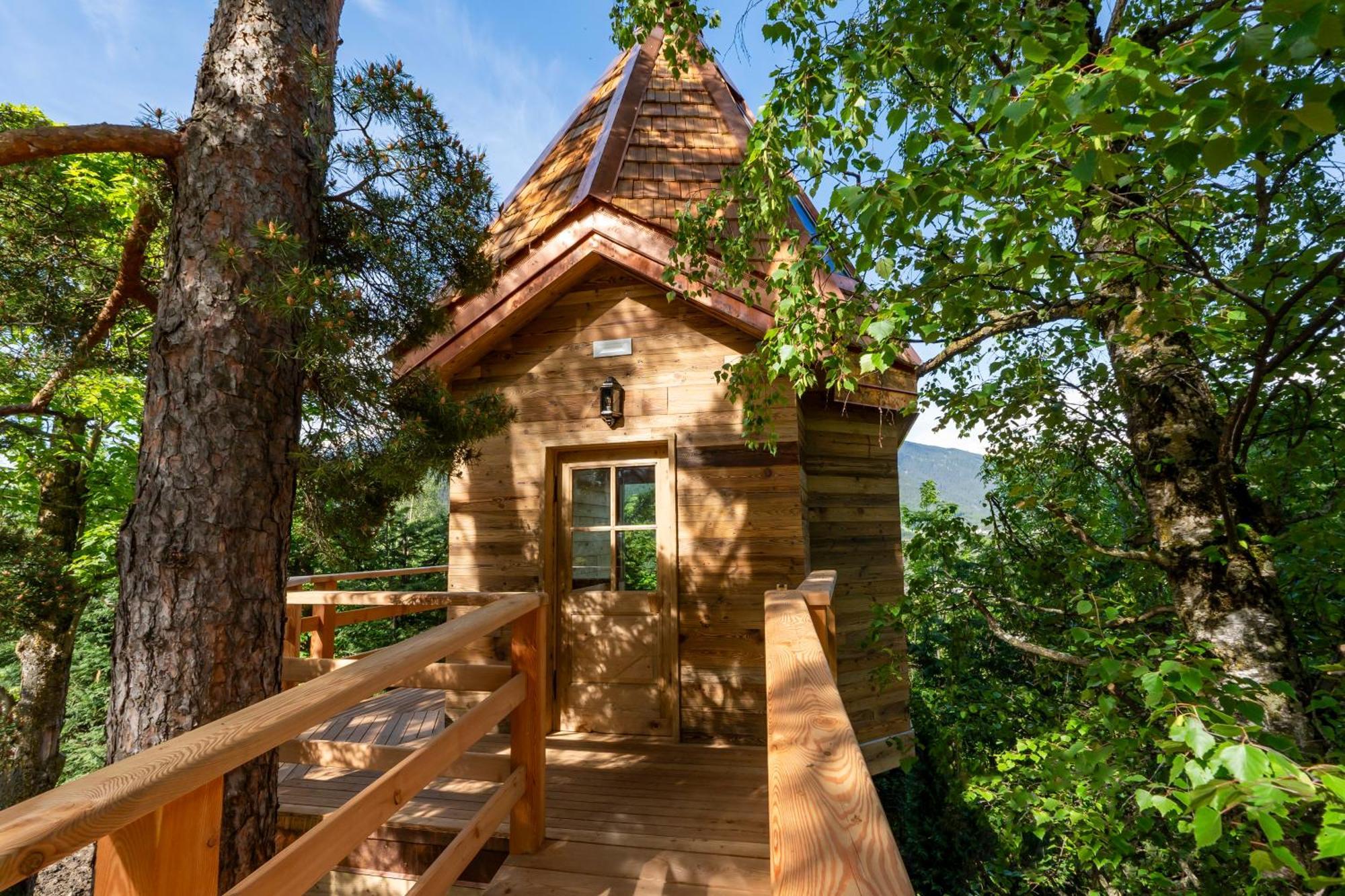 Qc Terme Grand Hotel Bagni Nuovi Bormio Exterior foto Treehouse at the Treehouse Lodge