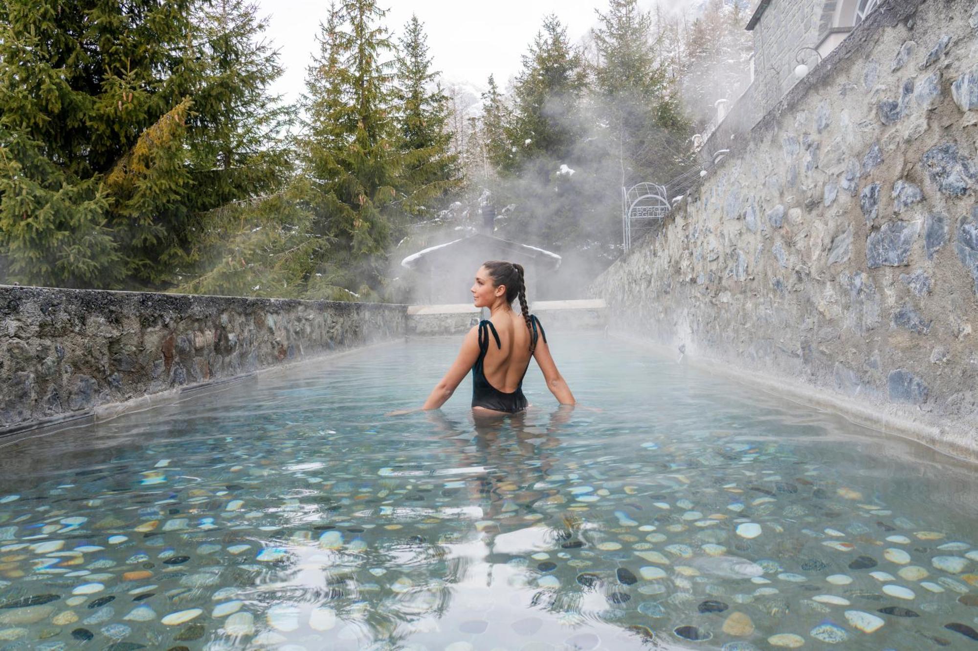 Qc Terme Grand Hotel Bagni Nuovi Bormio Exterior foto Thermal baths in Bad Ragaz